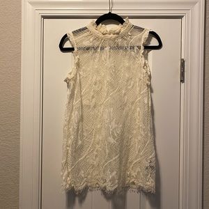 WHO WHAT WEAR Cream Lace Top